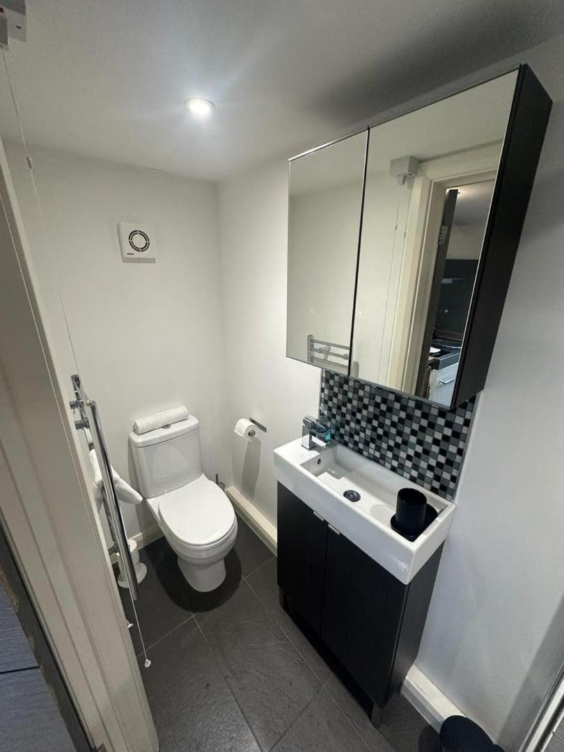 Chic & Trendy Studio Cardiff Zewnętrze zdjęcie